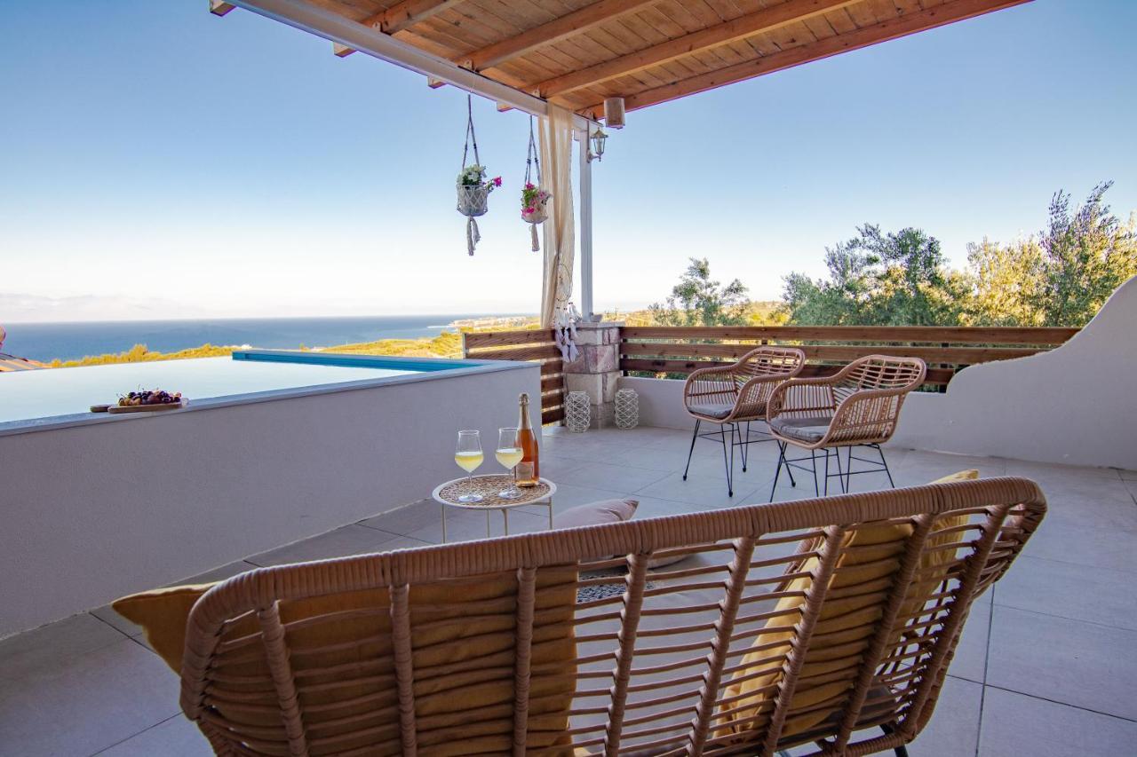 Georgianna'S Suite With Private Pool , 'Greysuite' Kómboi Exteriér fotografie